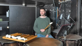 Ein Handwerker mit 150 Werkzeugen