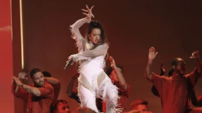 Ich bin ganz ich selbst, ich verwandle mich