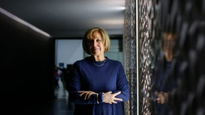 Stolzer Reiter beim Training am Strand