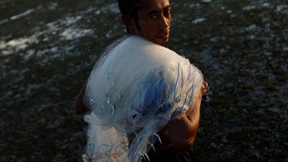 Zwischen Webstuhl und Fischernetz