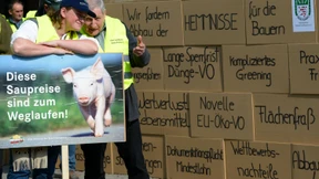 Stolpersteine und Traktor-Demo inklusive