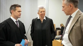 Drohung ja, Vergewaltigung nein, Beruf „nichts“