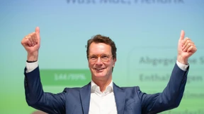 Laschet regelt sein landespolitisches Erbe