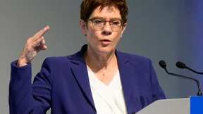 Kramp-Karrenbauer: Koalitionsvertrag wird nicht neu verhandelt