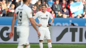 Macht Martin Hinteregger Geschäfte mit Rechtsextremen?