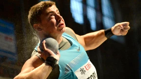 Kugelstoßen im Hauptbahnhof