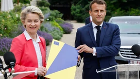 Frankreich verfällt in alte Muster