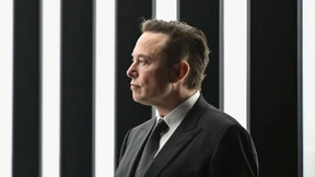 Elon Musk baut Twitter um