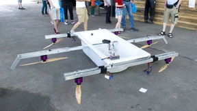 Mit der fliegenden Badewanne zum Bäcker