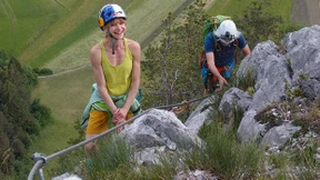 Angy Eiter und die Rätsel in der Wand