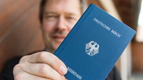 Wie gefährlich sind die „Reichsbürger“?