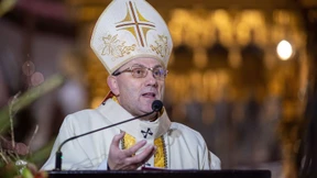 Polens Kirche bittet für sexuellen Missbrauch um Entschuldigung