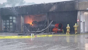 Millionenschaden bei Brand in Depot für Elektrobusse in Hannover