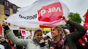 Fast fünf Prozent mehr Gehalt für öffentlichen Dienst