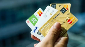 Bargeld lacht immer weniger