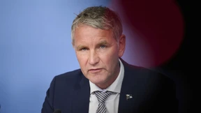 AfD-Wählen erlaubt, Höcke-Wählen verboten