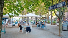 Das Frankfurter Bahnhofsviertel will sich selbst retten