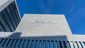 EU-Kommission stellt sich vor Europol
