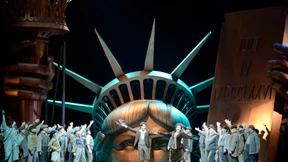 Fette süße Klänge, doch auch des Gedankens Blässe 