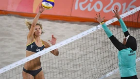 Aufregender Stoff beim Beachvolleyball