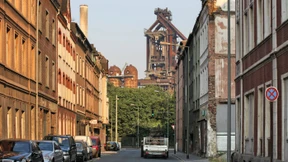 Das Fotomodell wird geschleift