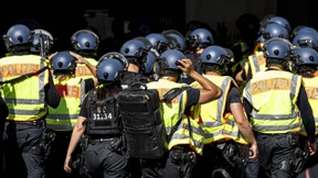 Räuber nach gescheitertem Überfall weiter auf der Flucht