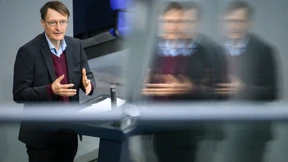 Bundestag beschließt Finanzpaket für gesetzliche Krankenkassen