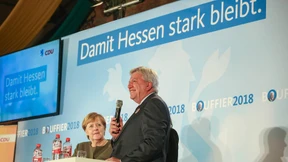 Verpuffung, Verbindung, Verfassung