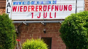 Licht aus, Projektor an: Kinobetreiber versprechen fulminanten Neustart