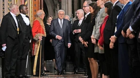 Zum Abschluss zitiert Steinmeier Oasis