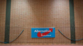 Hessische SPD: Verbindung der AfD zu Rechtsextremen beobachten