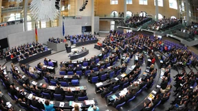 Gesetzentwürfe als Wahlkampfmunition