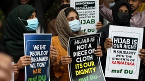 Indischer Bundesstaat schließt Schulen nach Kopftuchstreit