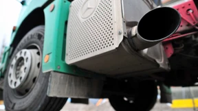 Kanzleramt will Zustimmung für Lkw-Abgasregelung