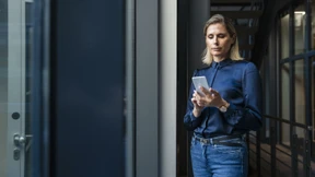 Darf ich während der Arbeit aufs Handy schauen?