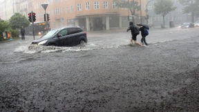 Hilfe für Unwetteropfer