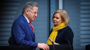 In einem Punkt sind sich Faeser und Maaßen einig