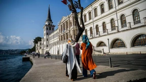 Das Kopftuch demütigt die Armee