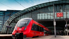Die Deutsche Bahn spricht wieder deutsch