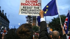 Mehr als eine Million Unterzeichner gegen Parlaments-Zwangspause