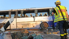 30 Kinder bei Busunglück in Bayern verletzt