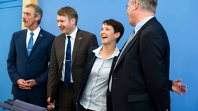 (Falsche) Liebesbekenntnisse für die AfD