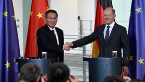 Vier Pfeile gegen China