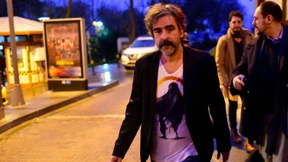 Yücel: Bin nicht in Deutschland, aber unter Freunden