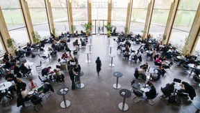 Flieger falten für den Sieg