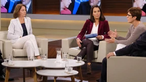 Barley und Kramp-Karrenbauer wollen Wahlrechtsänderung prüfen