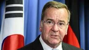 Pistorius und Faeser verteidigen Vorgehen