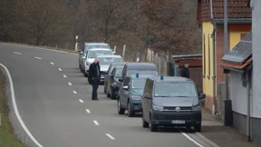 Polizei fahndet weiter nach verdächtigem Sohn