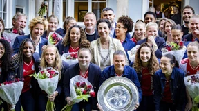 Ajax Amsterdam verwehrt Frauenteam die Meisterfeier