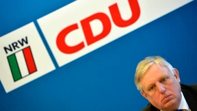 Laumann fordert Konzept vor dem 1. Mai